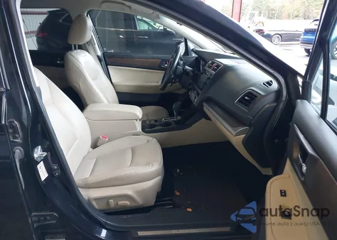 2016 Subaru Outback 2.5I Limited z USA, uszkodzony, nr VIN 4S4BSAJC3G3214020